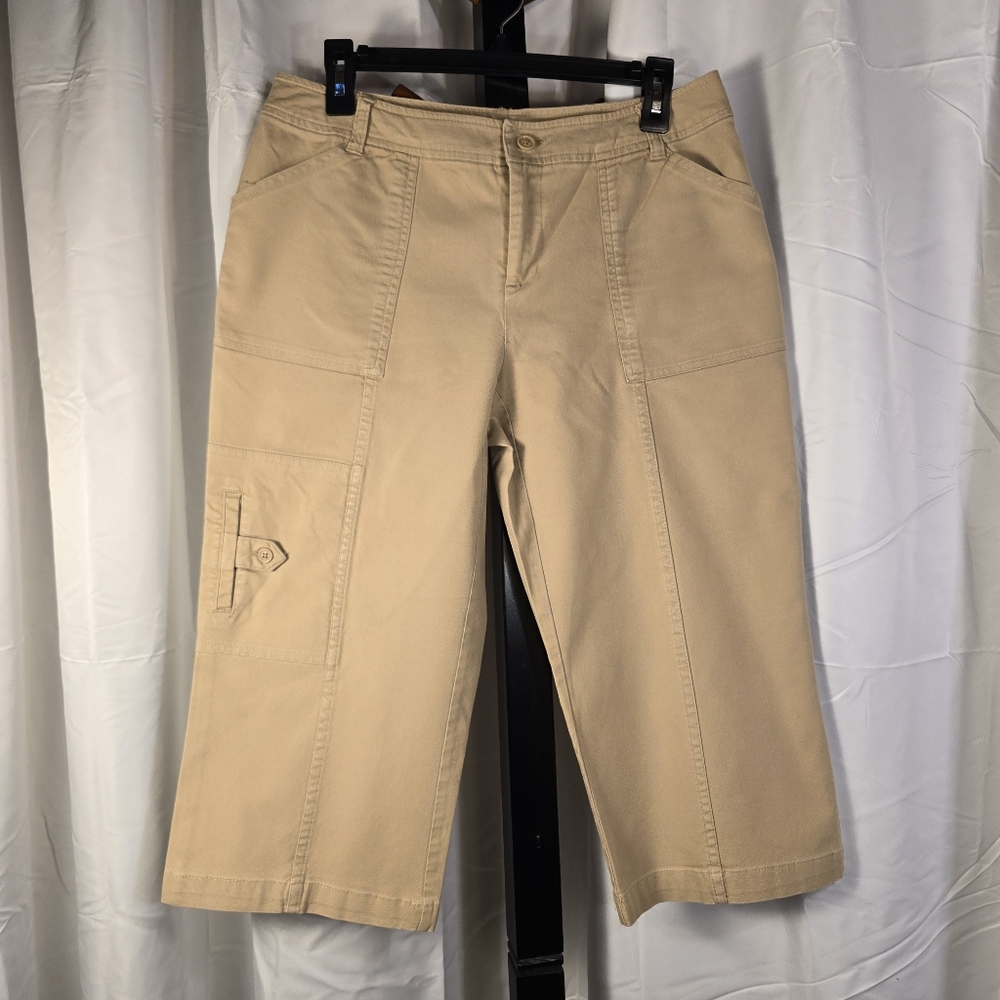 Tan Cargo Capri Pants